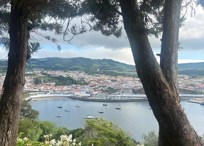 Апартаменты Casa Da Joana T2 No Centro Historico De Angra